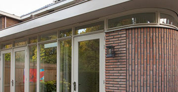 MrWoon-Raamdecoratie-aanbouw-30-jaren-bron-Kraalarchitecten