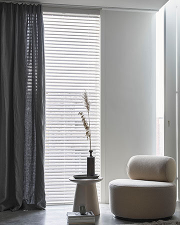 Evisa en Silva - Raamdecoratie voor babykamer